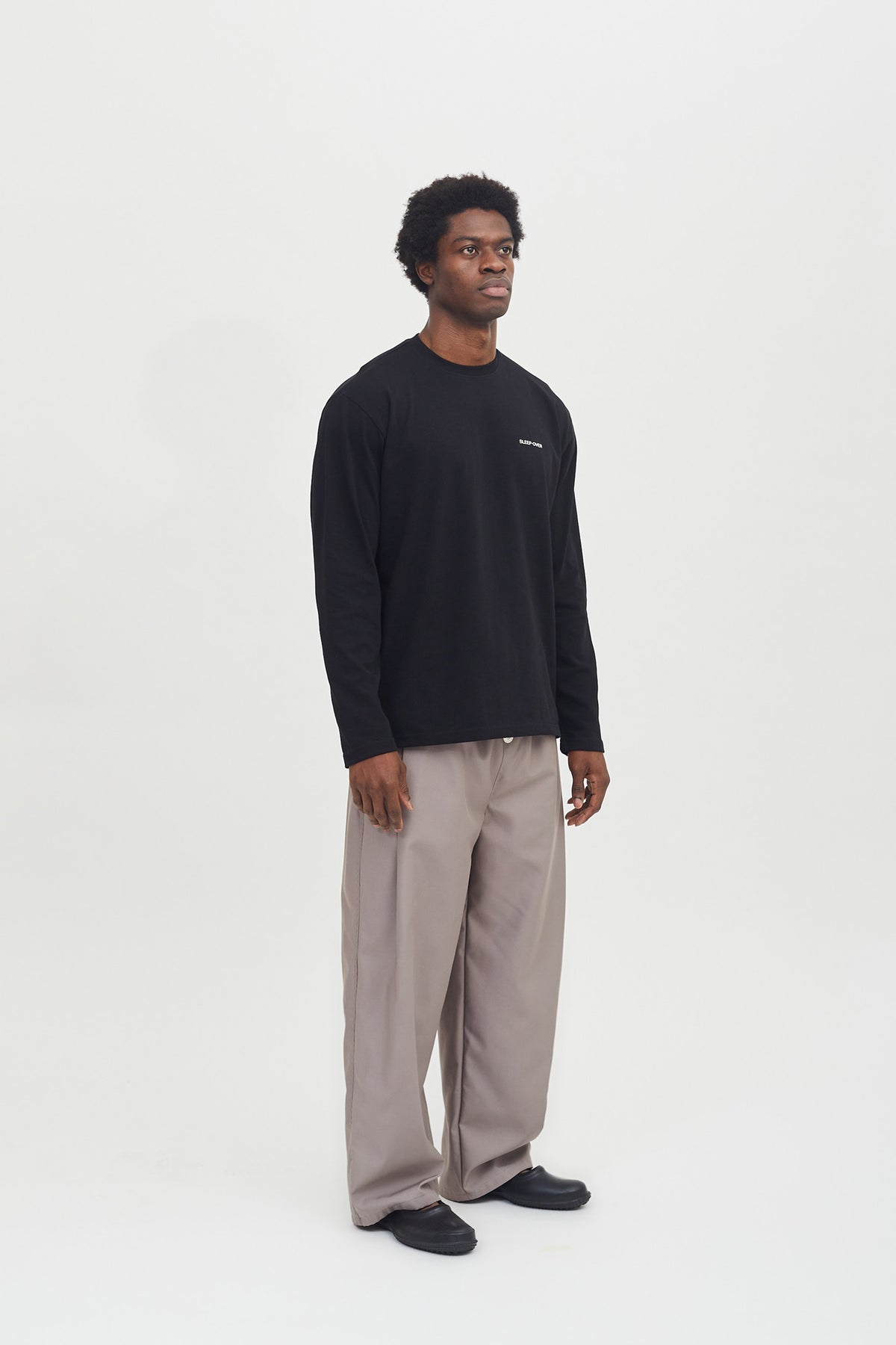 LONGSLEEVE E ZEZË