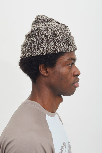 BEANIE DELE