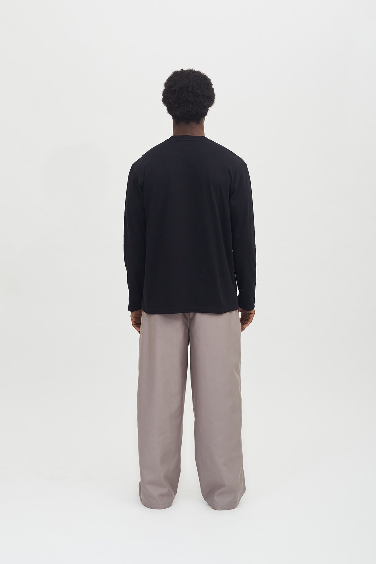 LONGSLEEVE E ZEZË