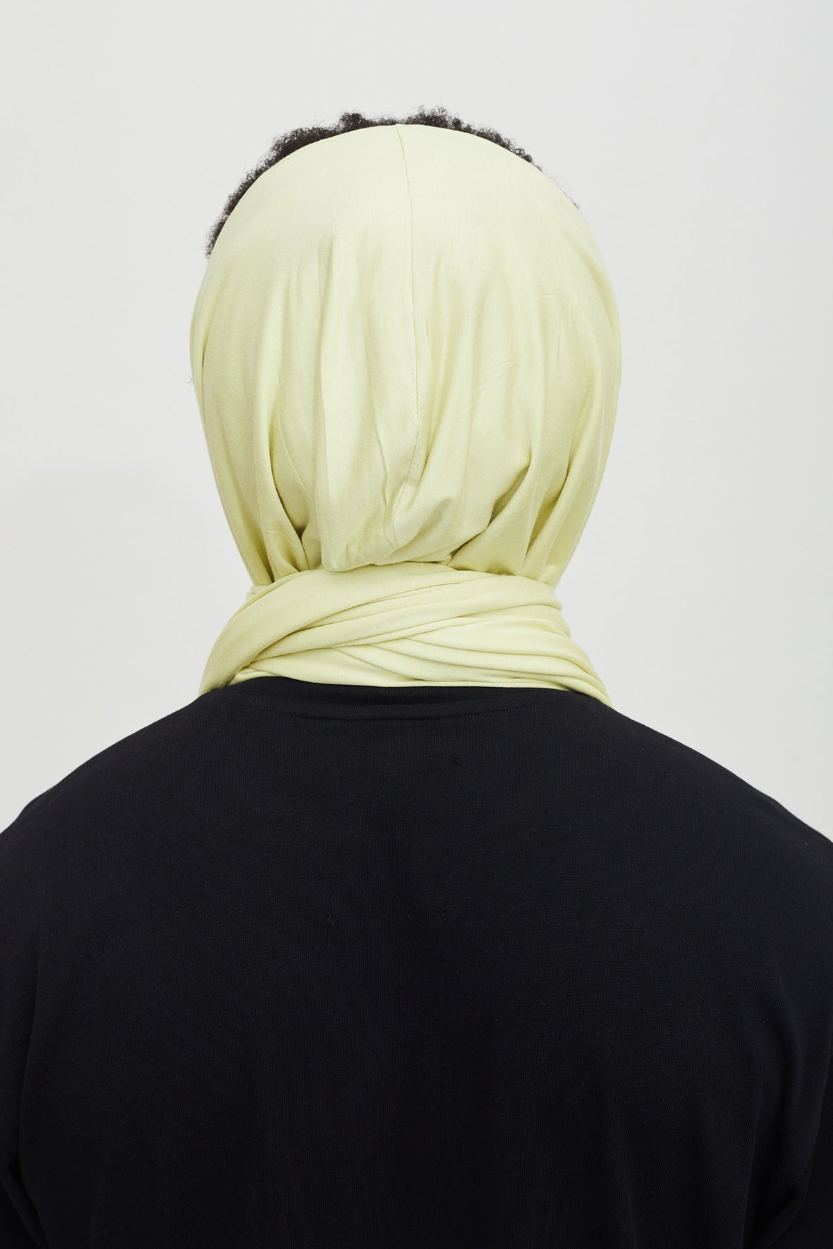 SCARF KAPUC